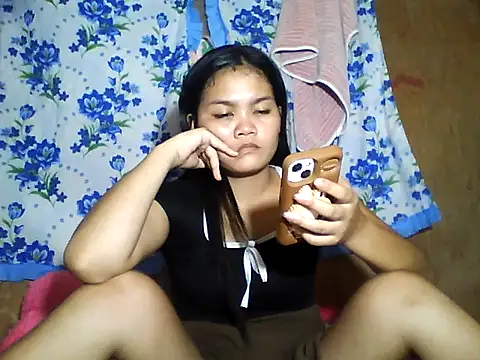 Snapshot of PinaySkinnyJust18 chatting on 06.06.26 PinaySkinnyJust18 online show from 06.06.26