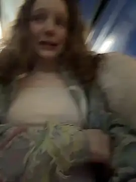 outside rosy online show from 04.05.26