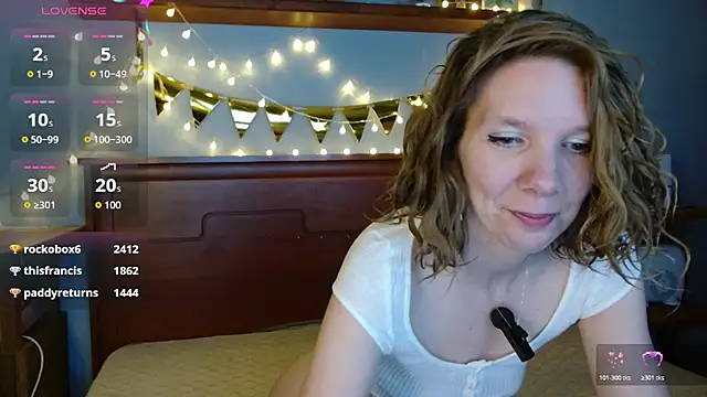 Daisy Lovely online show from 03.11.26