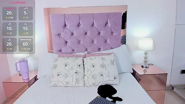 Rose Allure online show from 04.12.26