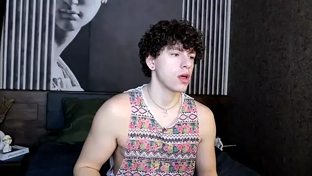 Snapshot of TylerGibson chatting on 02.18.26 TylerGibson online show from 02.18.26