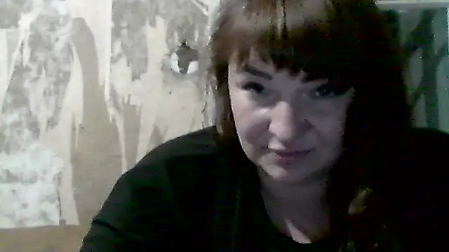 Snapshot of AllinaKis chatting on 05.24.26 AllinaKis online show from 05.24.26