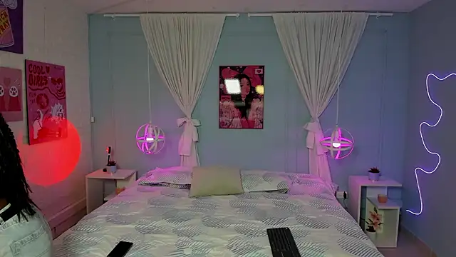 Snapshot of naomi_campell chatting on 02.04.26 naomi campell online show from 02.04.26