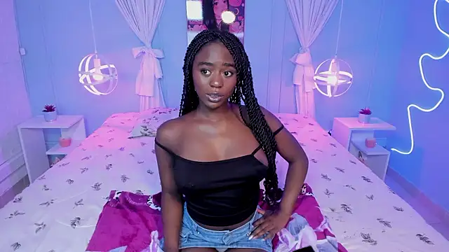 Snapshot of naomi_campell chatting on 02.22.26 naomi campell online show from 02.22.26