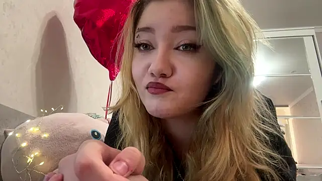 LisaCristmas online show from 01.17.26