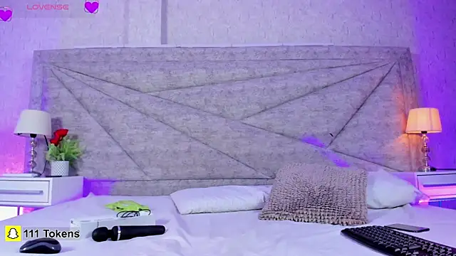 Snapshot of RousSweet- chatting on 02.23.26 RousSweet- online show from 02.23.26