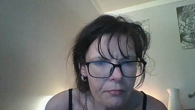 coriplaymate229848 online show from 04.28.26