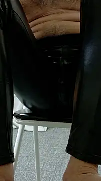 kyuleather online show from 03.14.26