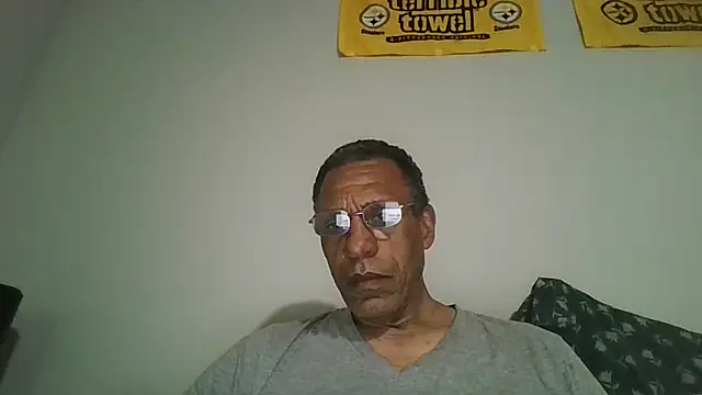 swimmer2496 online show from 04.28.26