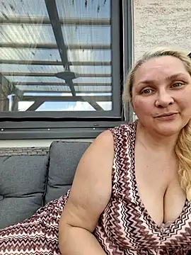 MaskedQueen77 online show from 07.13.26