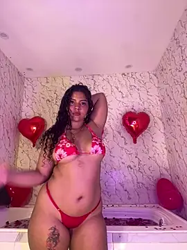 Snapshot of Fatima_senghor chatting on 02.12.26 Fatima senghor online show from 02.12.26