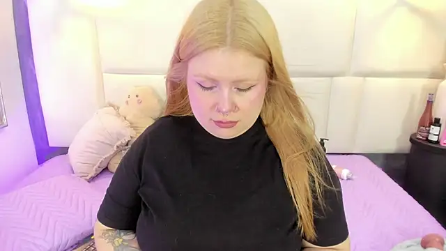 Martina armos online show from 04.17.26