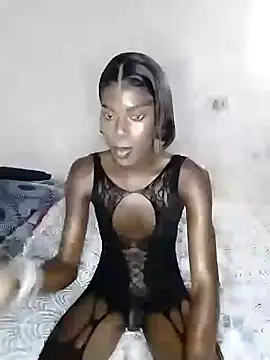 Chocolate Queenxx03 online show from 05.28.26