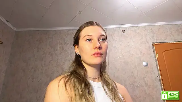 Snapshot of Jolievic chatting on 02.14.26 Jolievic online show from 02.14.26