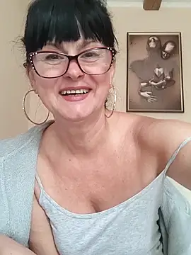 Snapshot of AliceSwan57 chatting on 06.15.26 AliceSwan57 online show from 06.15.26