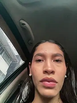 JuliaaVega online show from 02.13.26