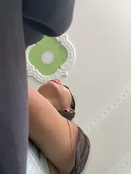 JuliaaVega online show from 03.09.26