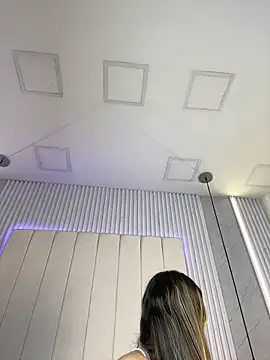 JuliaColemann online show from 02.26.26