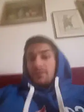 Snapshot of Madalin1bi1 chatting on 02.14.26 Madalin1bi1 online show from 02.14.26