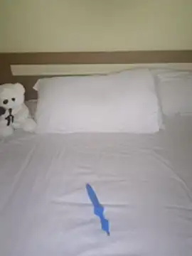 Snapshot of Madalin1bi1 chatting on 02.15.26 Madalin1bi1 online show from 02.15.26