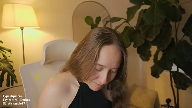 Snapshot of Scarlett_NoirMuse chatting on 02.20.26 Scarlett NoirMuse online show from 02.20.26