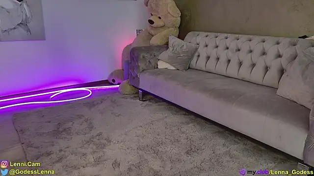 Snapshot of Lenna_Godess chatting on 09.13.25 Lenna Godess online show from 09.13.25