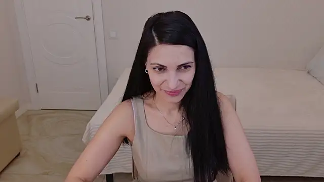 LovelyBeatrice online show from 03.12.26