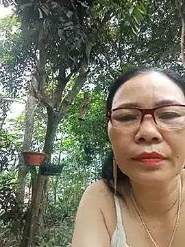 Nuna 689 online show from 04.11.26