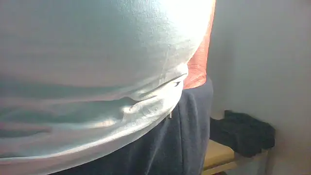 Snapshot of ludowrss chatting on 01.18.26 ludowrss online show from 01.18.26