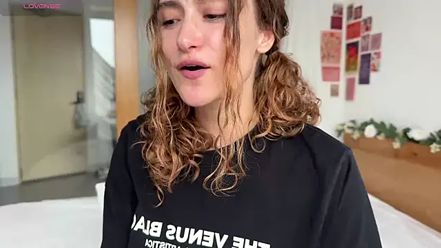 cutiemari online show from 04.25.26