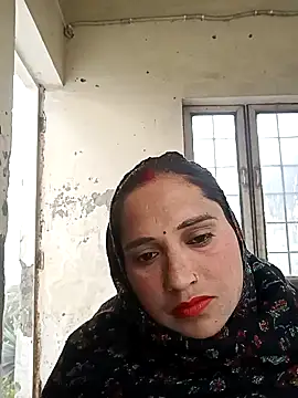 Snapshot of Cute-karisma1234 chatting on 02.05.26 Cute-karisma1234 online show from 02.05.26