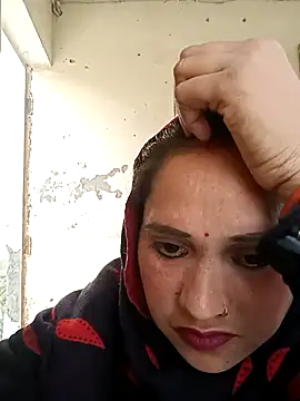 Snapshot of Cute-karisma1234 chatting on 02.11.26 Cute-karisma1234 online show from 02.11.26