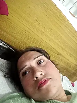 Snapshot of Cute-karisma1234 chatting on 02.14.26 Cute-karisma1234 online show from 02.14.26