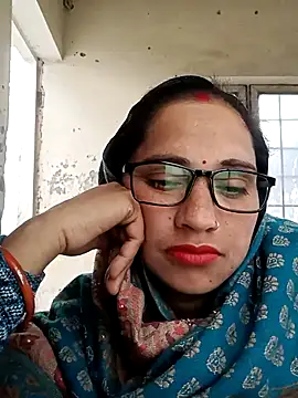 Snapshot of Cute-karisma1234 chatting on 02.22.26 Cute-karisma1234 online show from 02.22.26