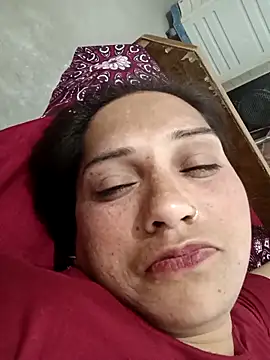 Snapshot of Cute-karisma1234 chatting on 02.24.26 Cute-karisma1234 online show from 02.24.26