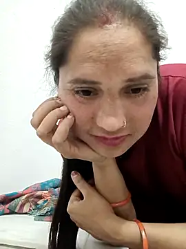 Snapshot of Cute-karisma1234 chatting on 02.27.26 Cute-karisma1234 online show from 02.27.26