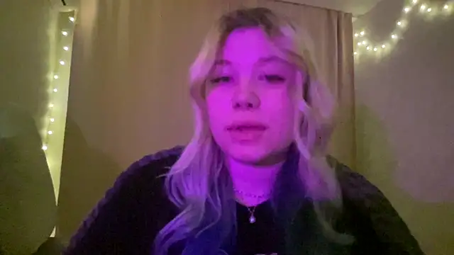 Lulu Di online show from 03.07.26