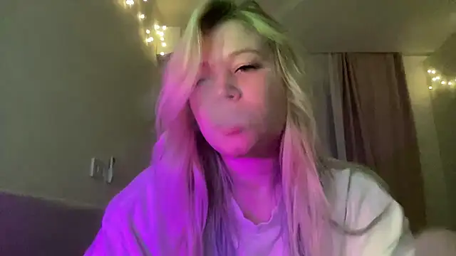 Lulu Di online show from 03.30.26