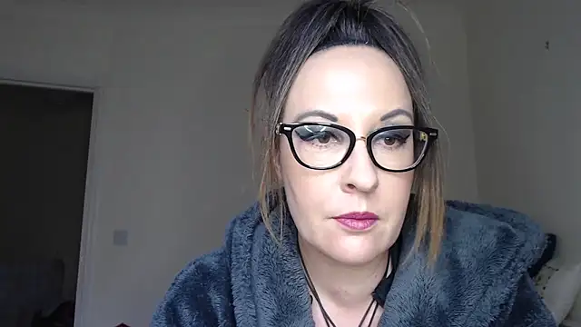 PsychicDominatrix online show from 02.09.26