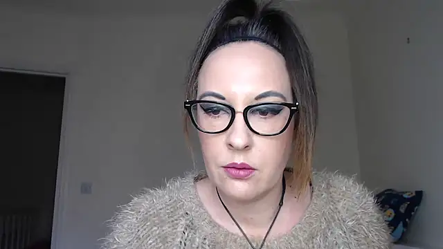 PsychicDominatrix online show from 02.11.26