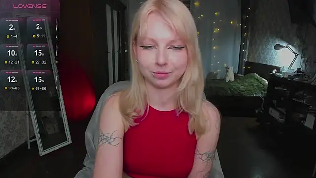 yourlovelyeve online show from 04.04.26