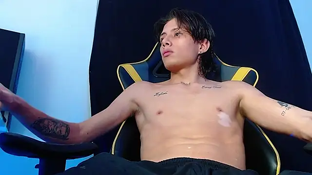 Snapshot of Didi_hard chatting on 03.11.26 Didi hard online show from 03.11.26