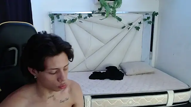 Snapshot of Didi_hard chatting on 03.19.26 Didi hard online show from 03.19.26