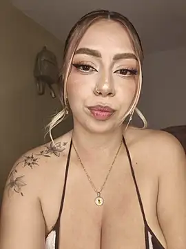 Snapshot of BellaDonna_16 chatting on 04.21.26 BellaDonna 16 online show from 04.21.26