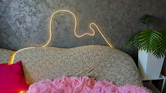 Snapshot of Dream_Olivia chatting on 02.20.26 Dream Olivia online show from 02.20.26