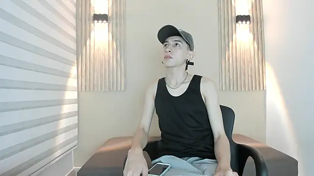 lian cameron online show from 02.04.26