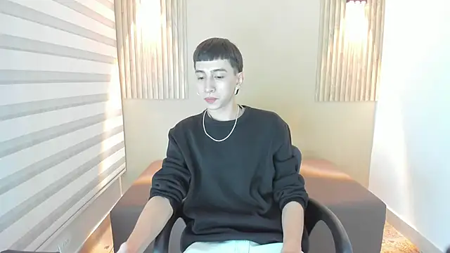 lian cameron online show from 02.11.26