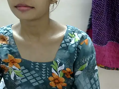 Snapshot of Kulsum_S chatting on 07.06.26 Kulsum S online show from 07.06.26