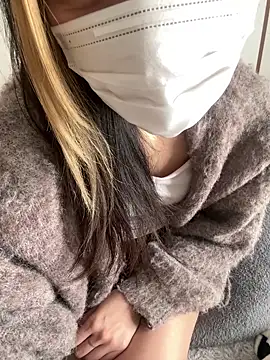 Snapshot of yui__yuichan chatting on 02.04.26 yui yuichan online show from 02.04.26