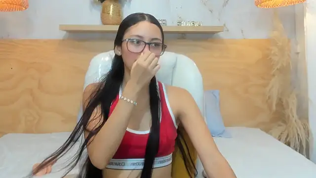 Snapshot of Lasira_Thill chatting on 02.13.26 Lasira Thill online show from 02.13.26